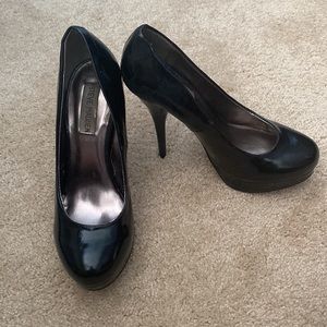 Steve Madden traisie black patent heels